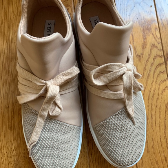 steve madden sneakers size 11